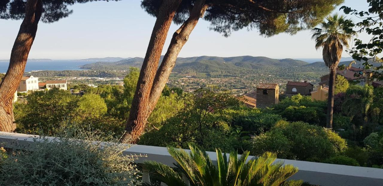 L'Odyssee Provencale, Un Duplex De Charme De 2 Chambres Au Pied Du Village Medieval De Bormes-Les-Mimosas, Offrant Des Prestations Haut De Gamme Et Une Superbe Vue Sur Le Massif Des Maures Extérieur photo